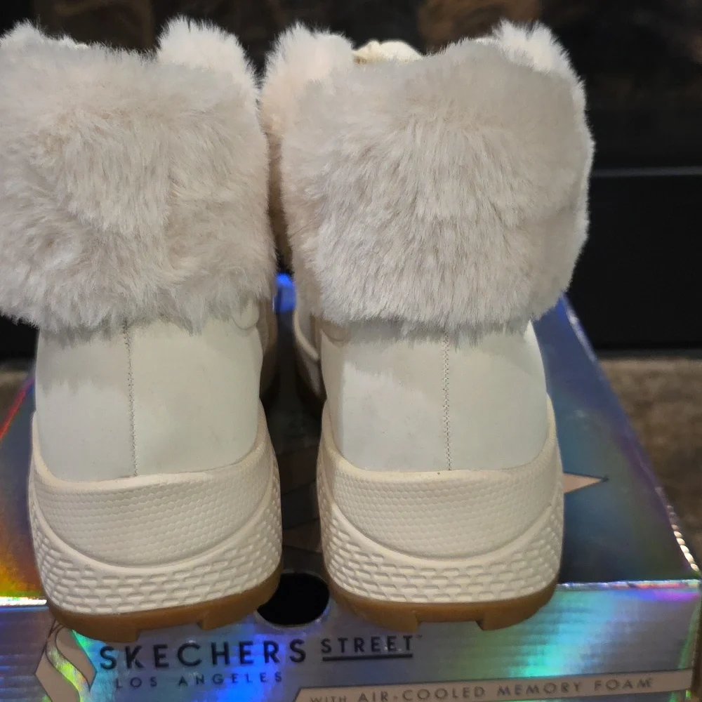 Skechers Uno Rugged-Fall Mode Size 7½ - Picture 5 of 8